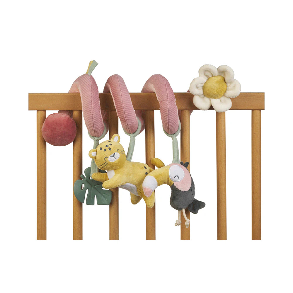 Saro “Jungle Party” Rattles Spiral